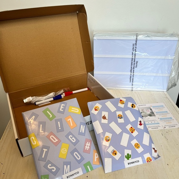 Bunnyco Blue Light Box 220 Letters & Symbols + 180 Emojis New - Picture 2 of 3